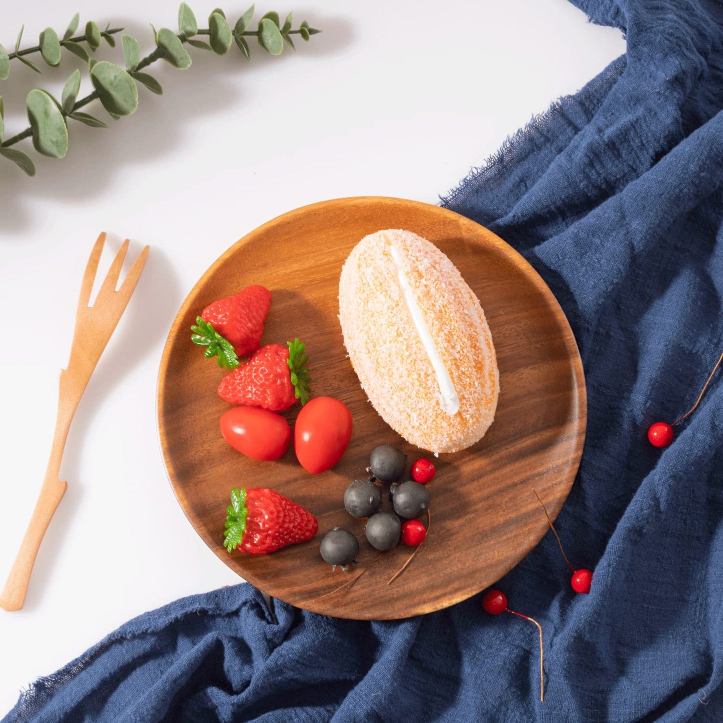 Round Solid Wood Plates