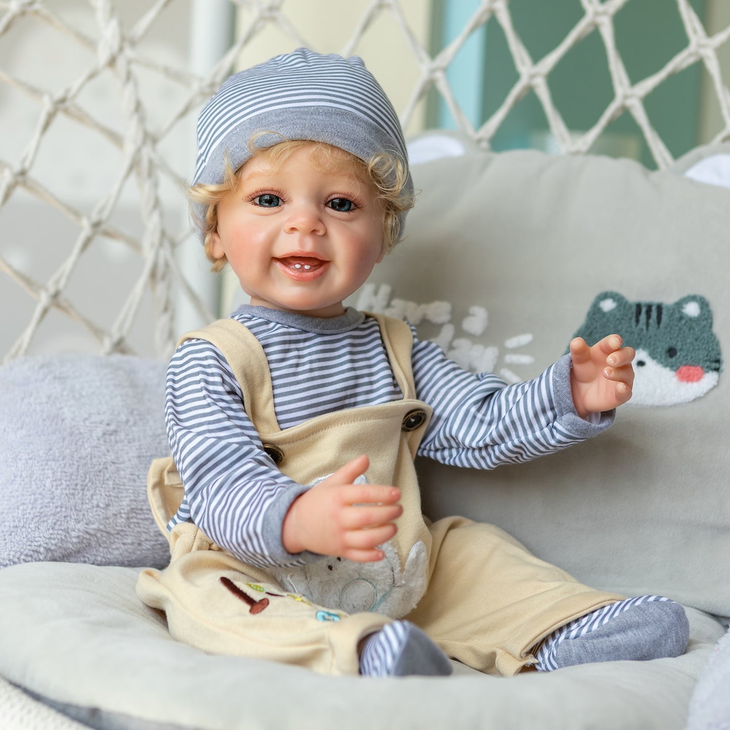 Full Body 55cm Soft Vinyl Reborn Toddler Doll