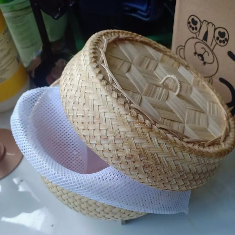 Hand-woven bamboo sticky rice steamer basket for electric rice cooker with lid