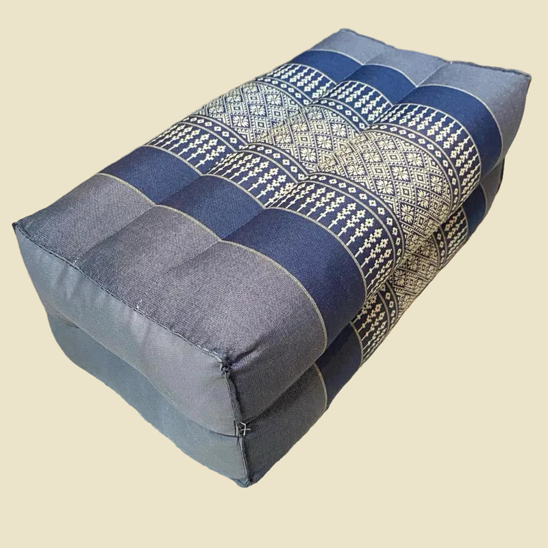 Handgemachtes Thai-Kapok-Kissen – Traditionelles Khid-Muster – goodsshopi