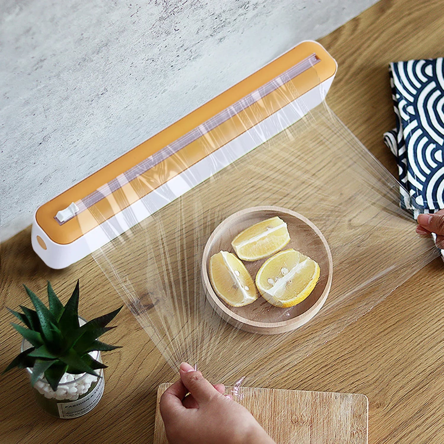 plastic wrap dispenser