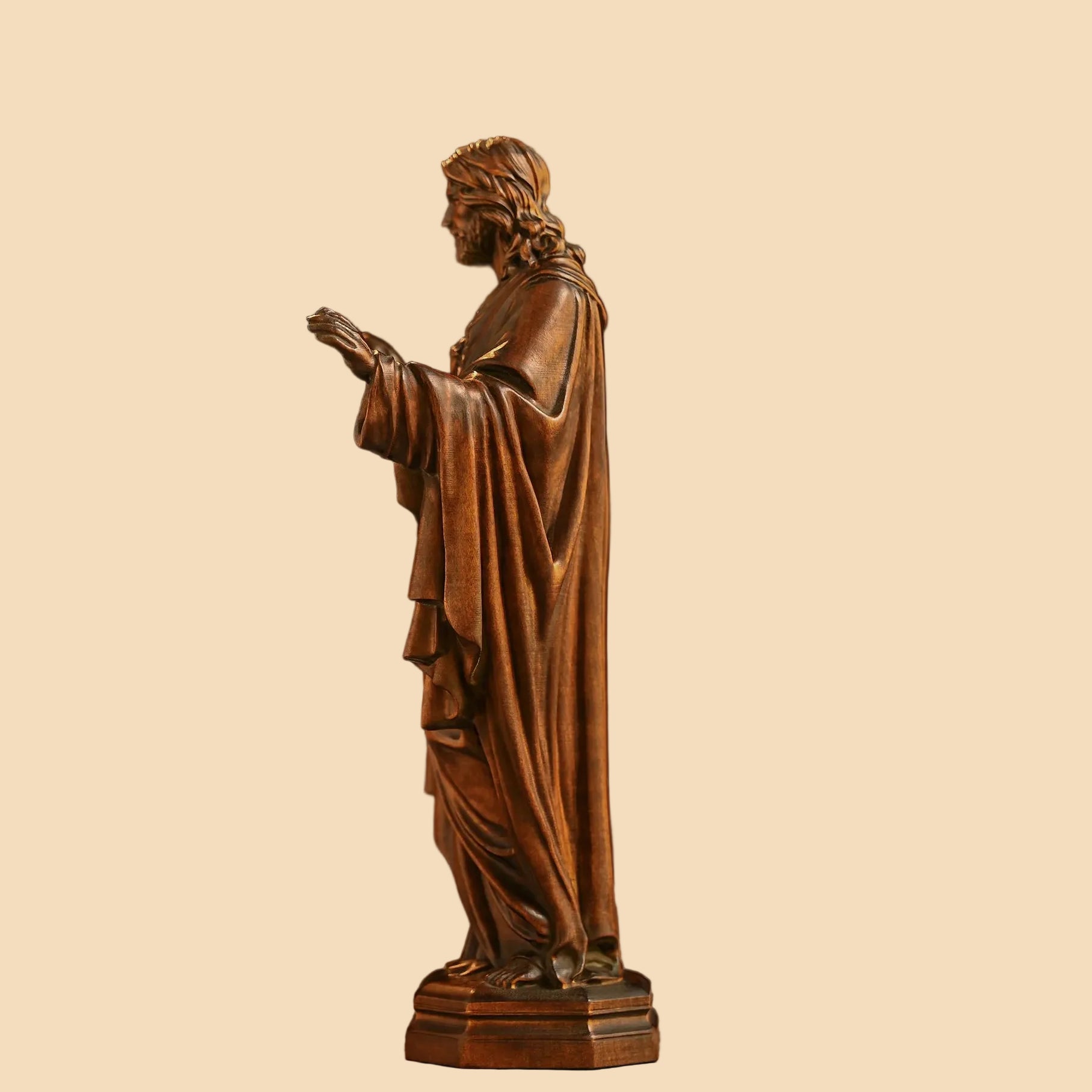 Hand-carved solid wood Sacred Heart Jesus statue featuring retro finish, perfect for Catholic home decor and religious gifts.