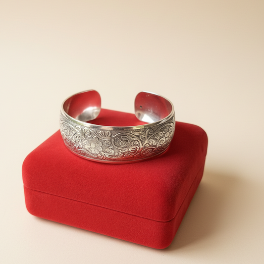 Vintage Thai Lanna Cuff Bangle Adjustable Floral Silver-Tone