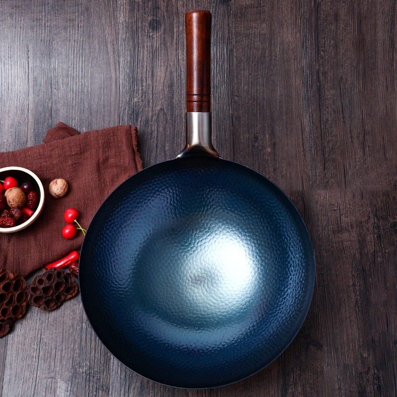 Handmade Uncoated Traditional Iron Wok Wooden Handle